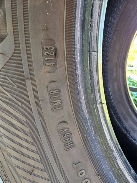 215/65 R 16 SUV nyri gumi Goodyear