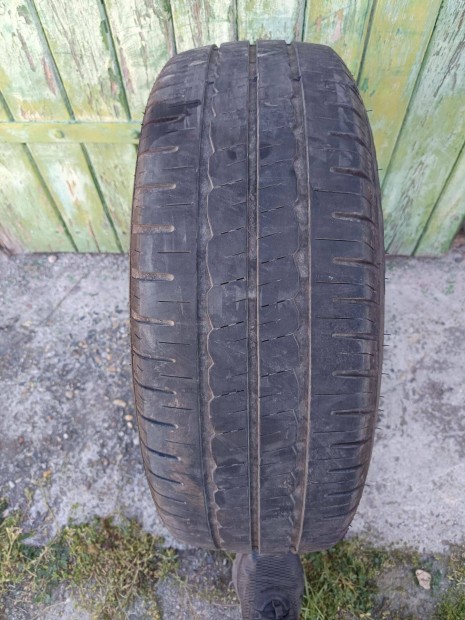 215/65 r15C 1db Infiniti nyári gumi eladó