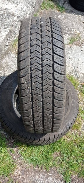 215/65 r16C 80%os 5ves 2db Semperit tli gumi elad