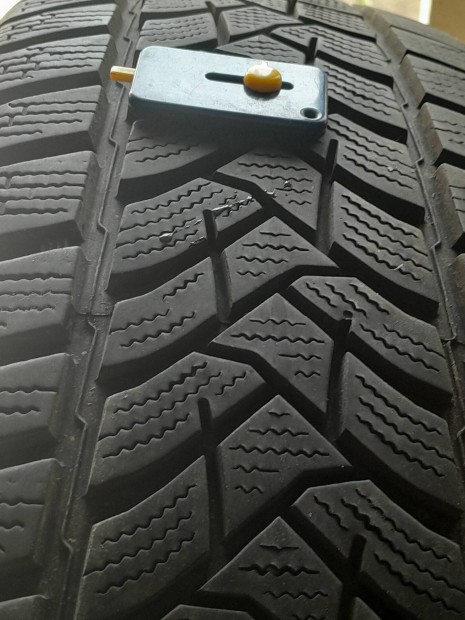 215 65 r16 dunlop gumi szinte uj