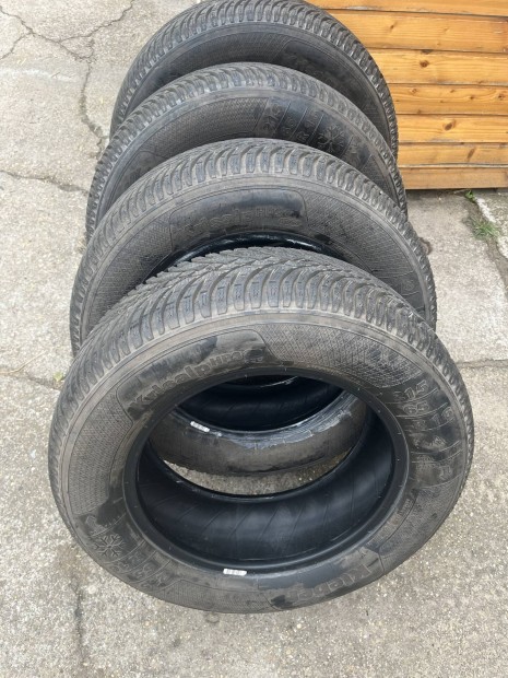 215/65 r16 téli gumi