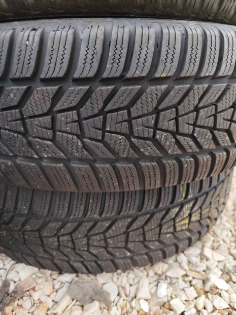 215/65 r17 Hankook szinte j tligumi 