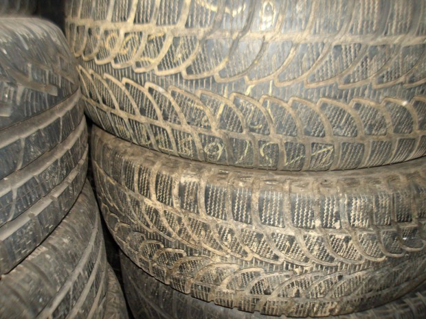 215/65r16 Bridgestone tli gumi ajndk szerelssel