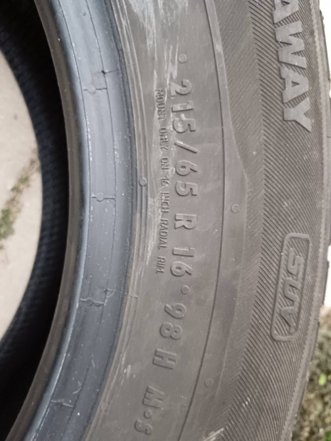 215/65r16-os tli gumi. 