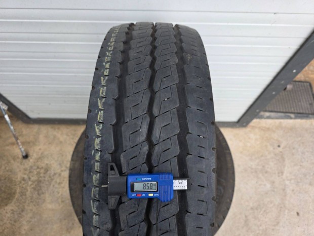 215/70R15C Continental garnitúra szinte újszerű állapotban eladó!