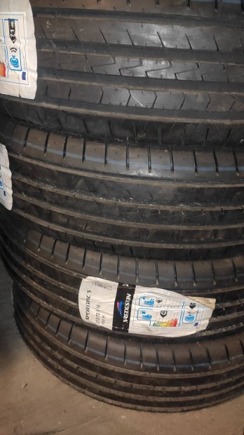 215/70R16 215/70 R16 215/70 16