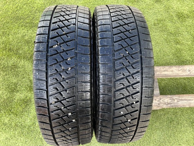 215/70 R15C Lassa Wintus 2 tli gumi 7mm