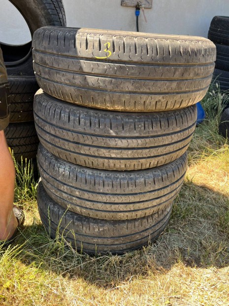 215/70 R15C nexen 4db nyári gumi