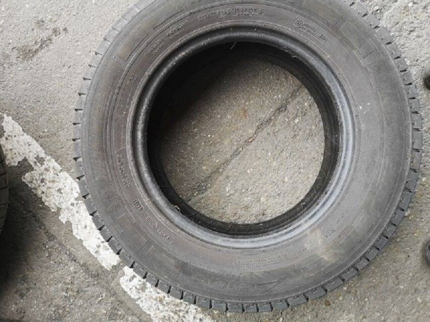 215/70 R15 Michelin Agilis nyri gumiabroncs