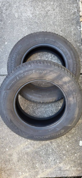 215/70 R16 tli gumi