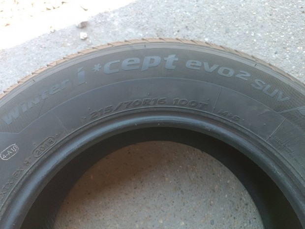 215/70 r16 100Thankook Wintericept Evo2 suv téli gumi garnitúra