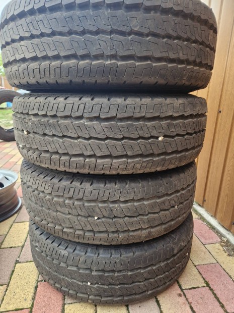 215/70r15C Continental j Demo nyari garnitra dot 22