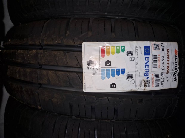 215/70r15C Hankook j nyari garnitra