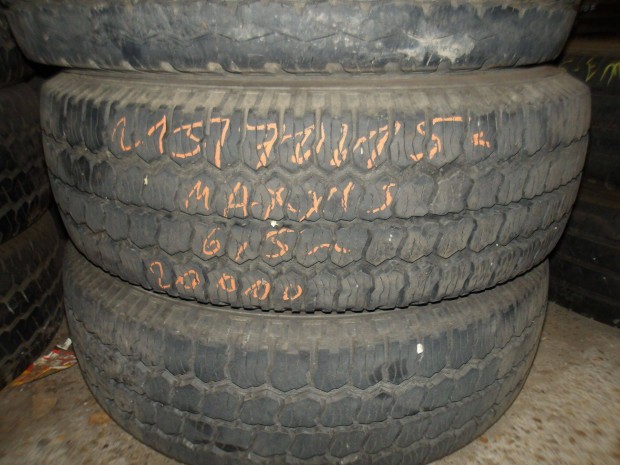215/70r15c Maxxis nyri gumi ajndk szerelssel