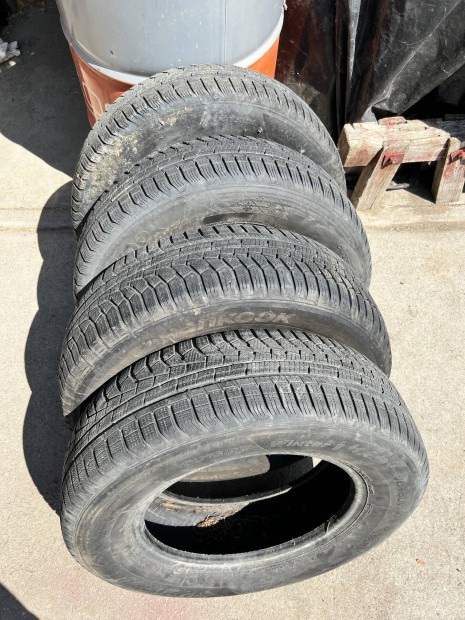 215/70r16 SUV Hankook téli gumik