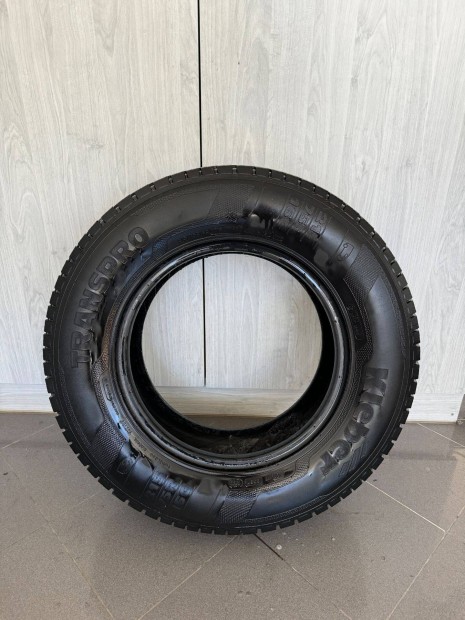 215/75 R16 C Kleber nyri gumi