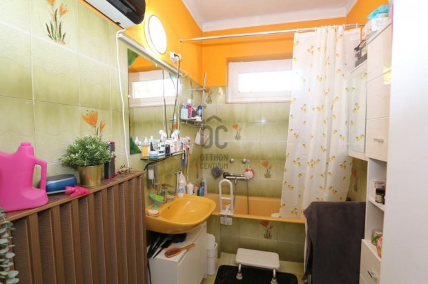 215 nm-es h�z elad� F�t