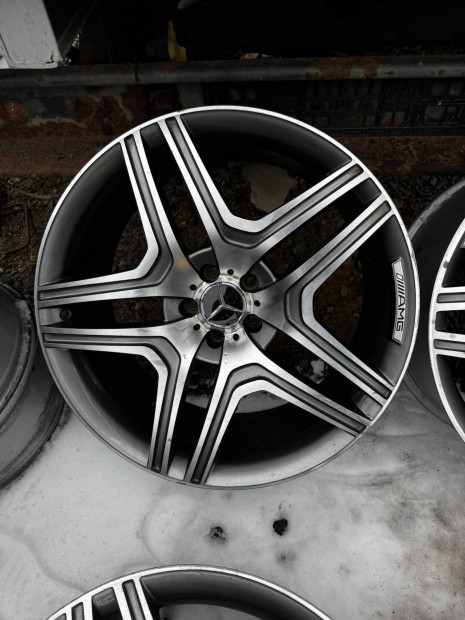 21 Mercedes ML Alufelni garnitura 5x112