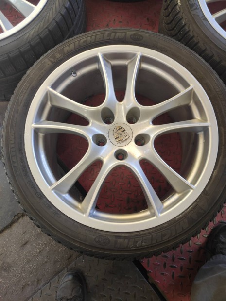 21" 21 5x130 Porsche Cayenne Gts 235eft/4db