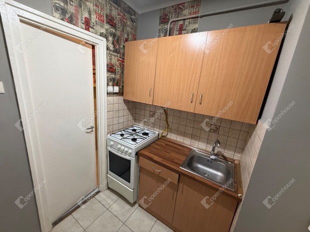 21 nm-es lak�s elad� Zalaegerszeg