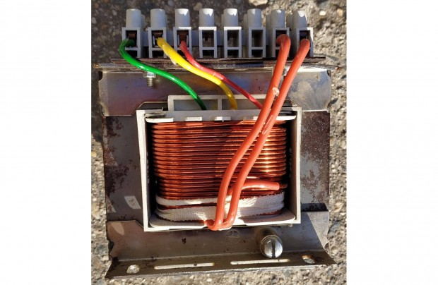 220-230V/24V 250W biztonsági transzformátor