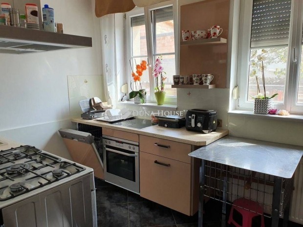 223 nm-es h�z elad� Szombathely