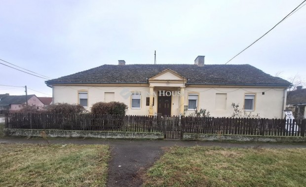 224 nm-es h�z elad� Sumony