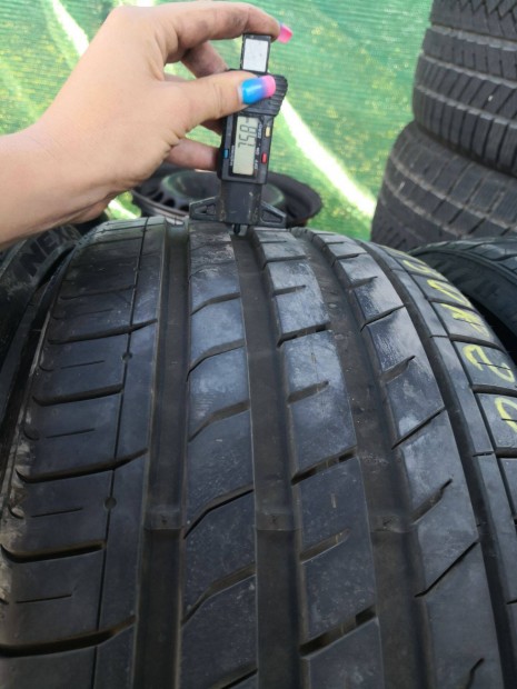 225/30 R20 Nexen nyári gumi 55000ft a 2db/110/