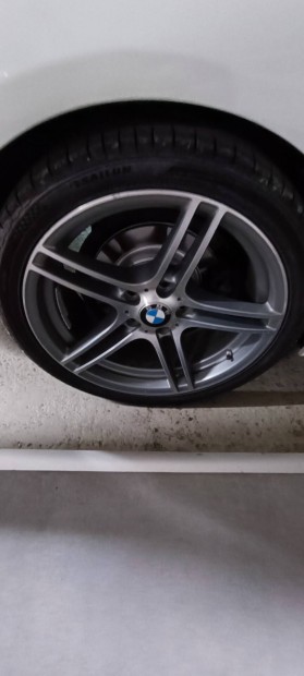 225/35 R19 nyári gumival felnivek