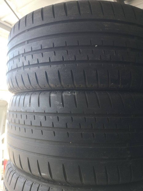 225/40R18 30e/2db Continental nyrigumi