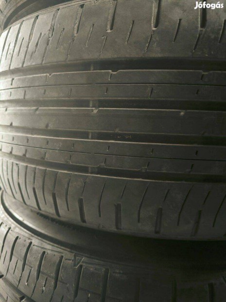 225/40R18 70e/4db Falken nyárigumik