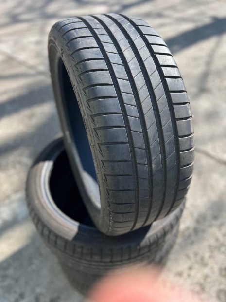 225/40R18 Bridgestone nyári 4db újszerű 225/40 R18