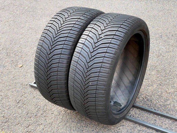 225/40R18 Michelin Crossclimate négyévszakos gumi 18" téli nyári gumi