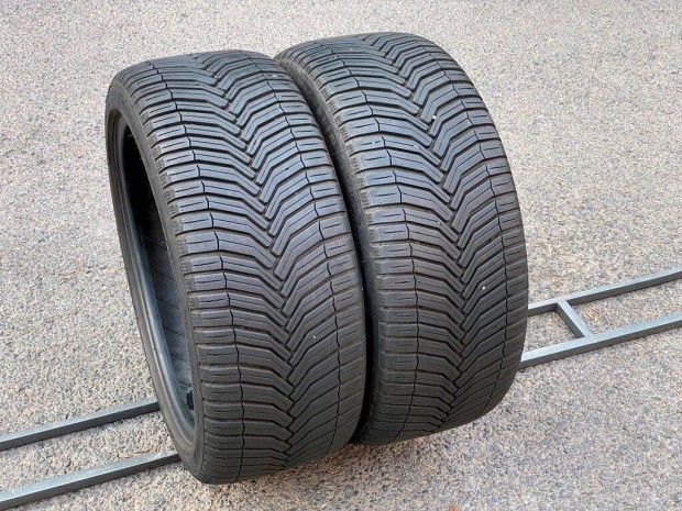 225/40R18 Michelin Crossclimate ngyvszakos gumi 18" tli nyri gumi