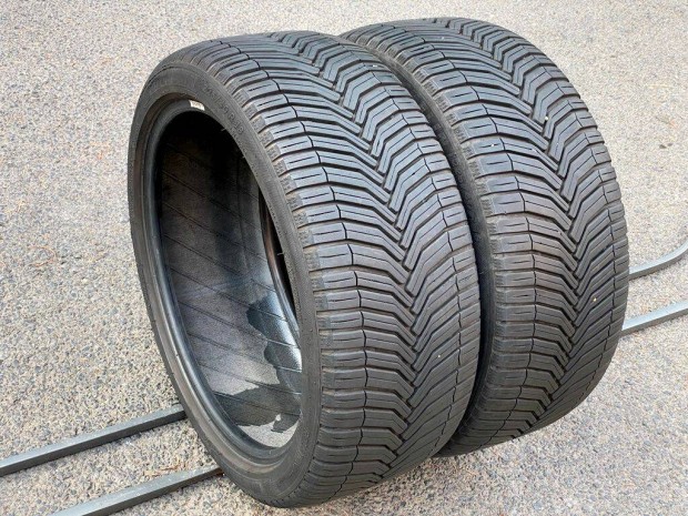 225/40R18 Michelin Crossclimate négyévszakos gumi 18" téli nyári gumi
