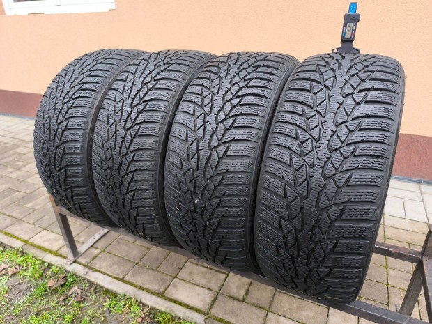 225/40R18 Nokian tli gumi garnitra 225/40 r18