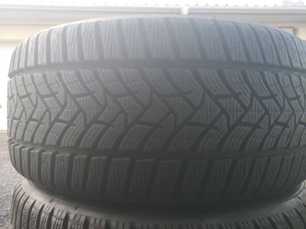 225/40R18 jszer Dunlop tligumik