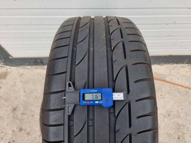 225/40R19 Bridgestone gumi 2db szinte jszer llapotban elad!