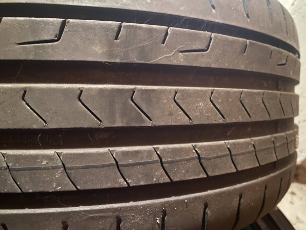 225 40 18 Conti premiumcontact 7. 