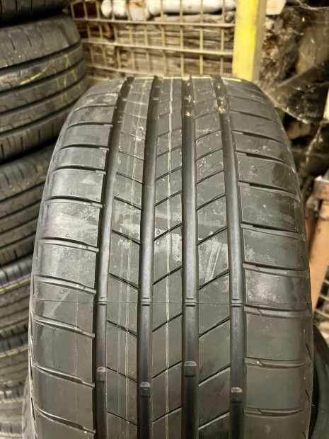 225/40 R18 225/40R18 225/40/18 225/40x18 nyri gumi