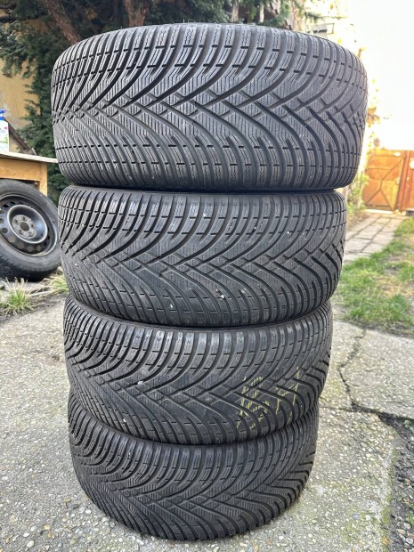 225/40 R18 225/40R18 XL Kleber Krisalp HP3 (4db) szinte j tli gumi