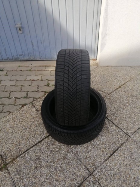 225/40 R18 Bridgestone Winter