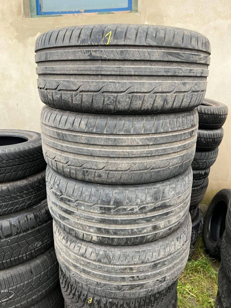 225/40 R18 dunlop 4db nyri gumi