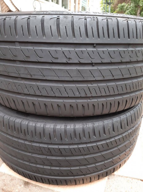 225/40 R18 nyrigumi 4 db