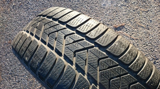 225/40 R19 225/40R19 225 40 19 Pirelli Sottozero 3 Winter 2db !!!