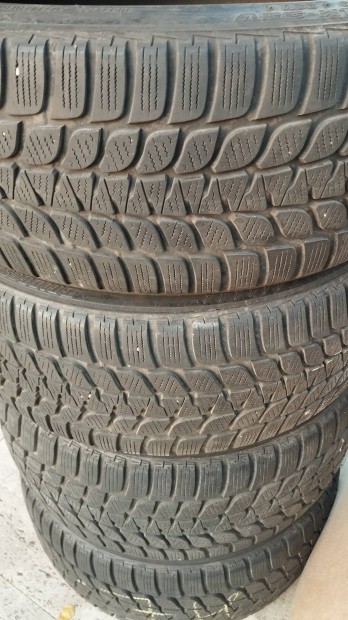 225/40 R19 255/35 R19 Tligumi szettben elad!