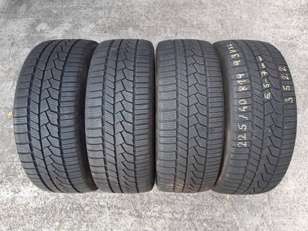 225/40 R19 - Continental téligumik