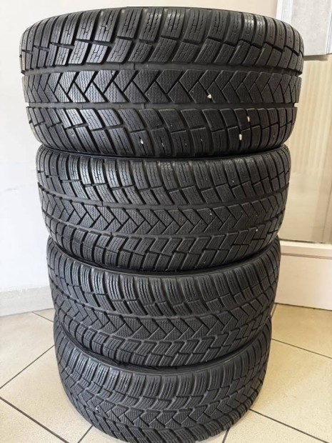 225/40 r18 225/40r18 Vredestein Tli gumi skoda vw Passat Mazda Ford 