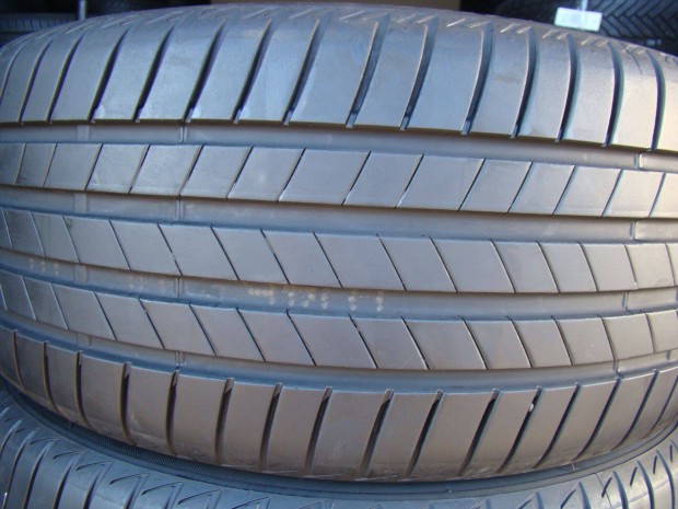 225/40 r18 Bridgestone nyri gumi 225/40r18