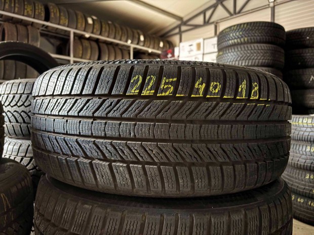 225/40 r18 Continental dot2622 8mm tligumi 4db 225/40r18 garnitra